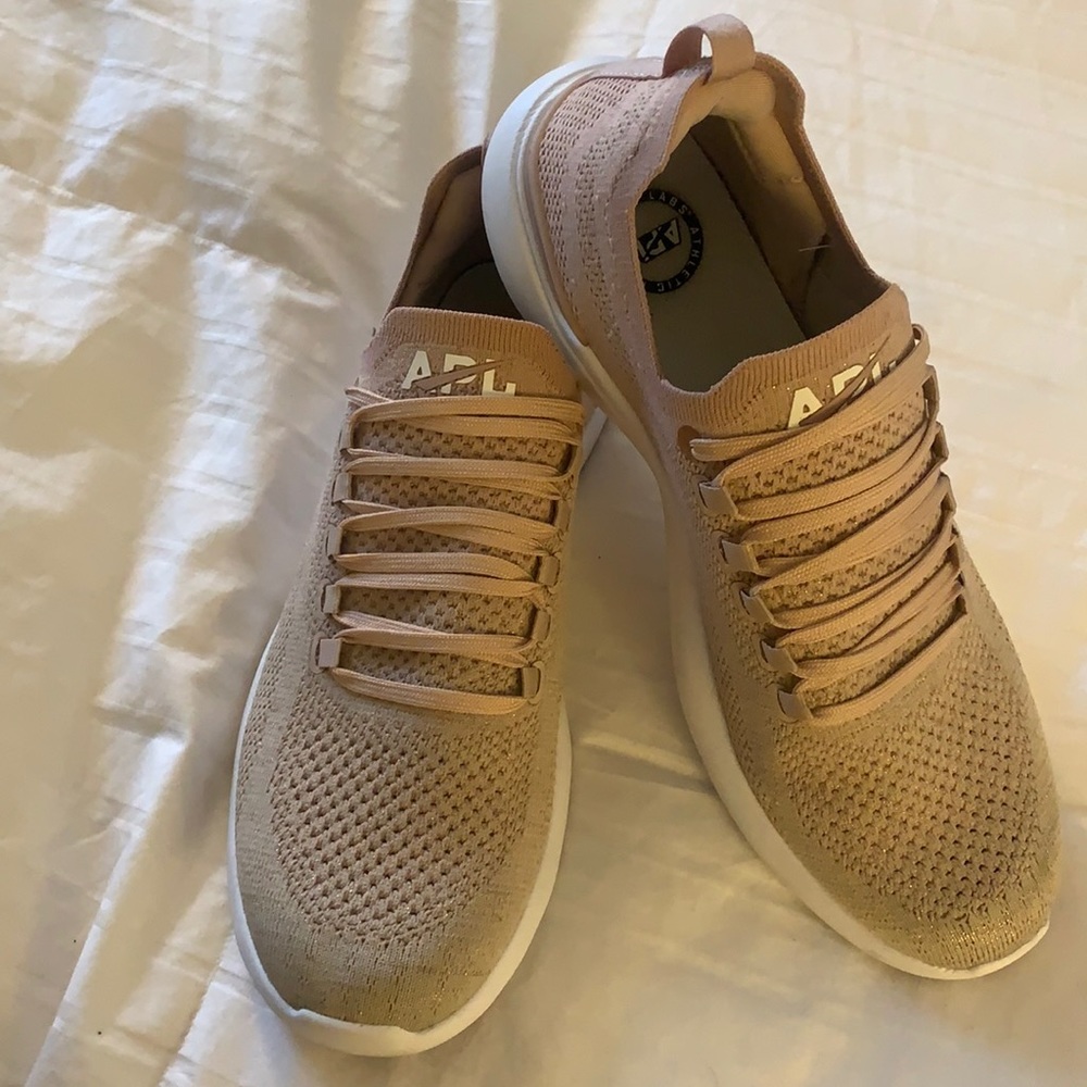 APL shoes